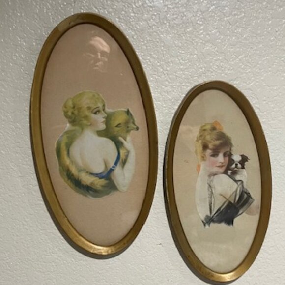 Pair of "Elegant‎ Ladies" Clipped Image Art in Oval Frames Vintage 1950's - Picture 1 of 10